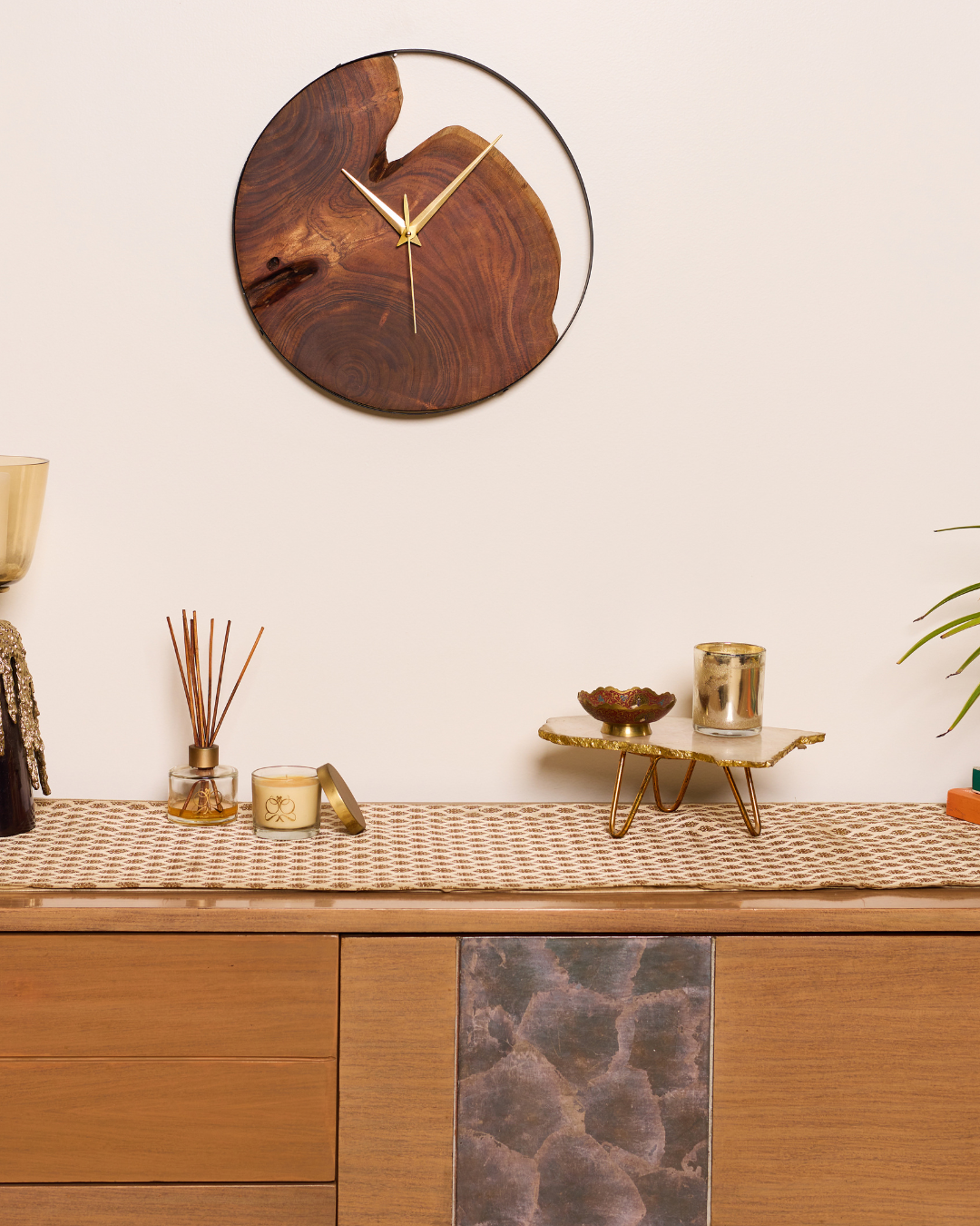 Stylish Wooden Wall Clock – Acacia Wood