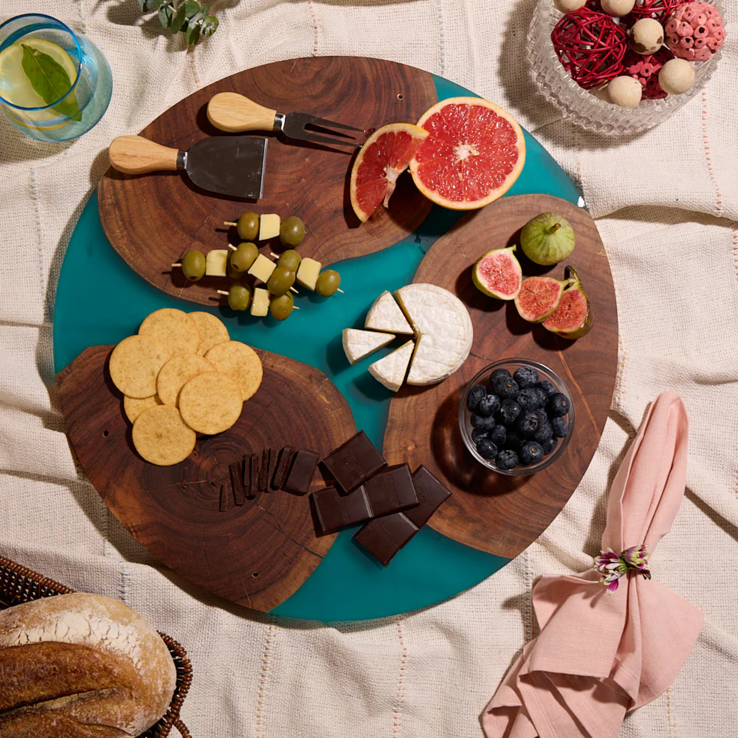 Lazy Susan Platter – Acacia Wood with Blue Resin Finish-Matt